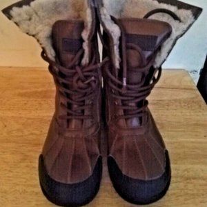 Ugg BUTTE II BOOT toddlers size 1